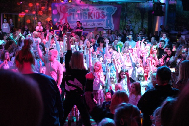 b2aClubKids die Familiendiskothek