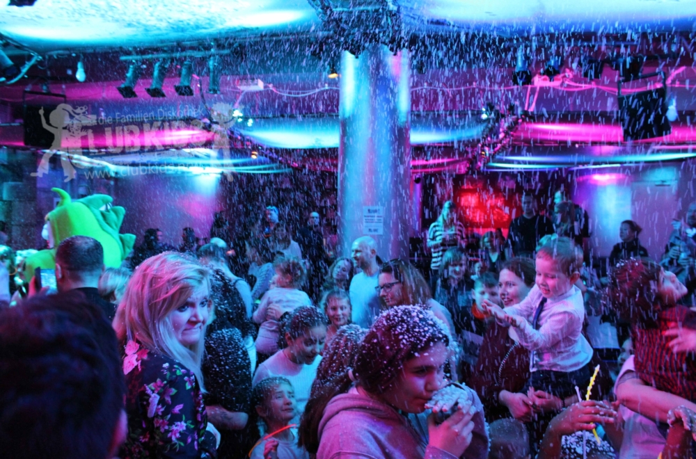 b12ClubKids die Familiendiskothek