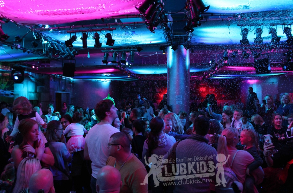 b15ClubKids die Familiendiskothek